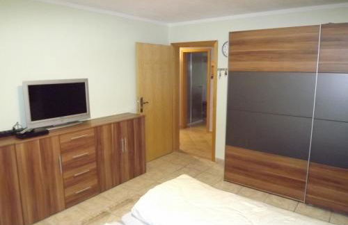 Großzügige Ferienwohnung am Waldesrand im Seenland - Foto 13