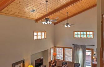 Updated Spacious Truckee Home Hot Tub and BBQ Patio - Foto 7