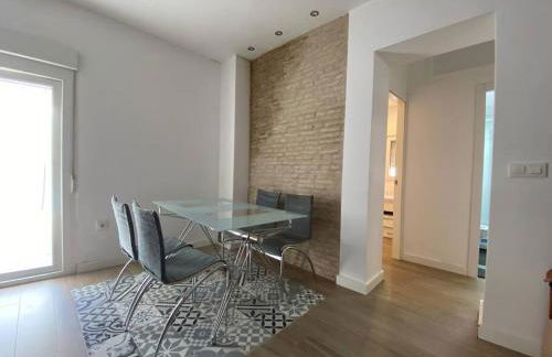 Central and cozy apartment in Seville - Foto 2