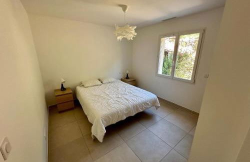 Villa L'esquirol With View and Pool - Foto 38