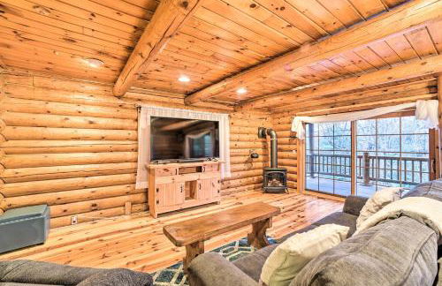 Spacious Cabin with Decks Near Saratoga Springs - Foto 4