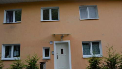 Private Souterrain Apartment in the green of Berlin - Photo 3