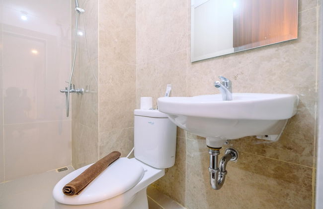 Simply Modern And Classic 2Br At Transpark Cibubur Apartment - Foto 23