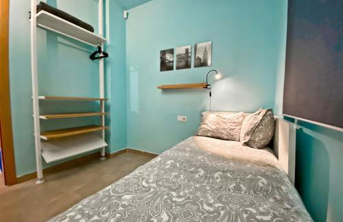 Urban Manresa-City center apartment with balcony - Photo 19