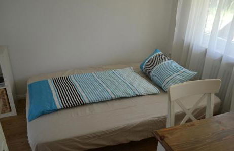 2x Monteurwohnung 1x 2 kleine Einzelzimmer 1x Doppelbett und Schlafcouch im Wohnbereich - Foto 20