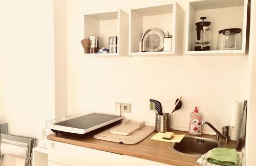 Ground Floor in Villa in Charlottenburg Garden View - Foto 10