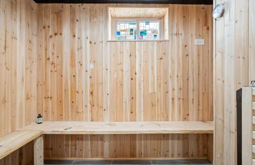 North Chi retreatNavySaunaTiki BarGames - Foto 30