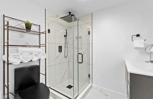 Epic Spa & Play Retreat NYC EWR Sleeps 30! - Foto 14