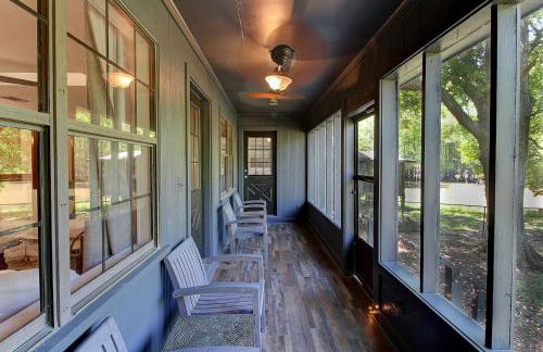 Lakefront Emerald Point wfirepit & kayaks - Foto 6