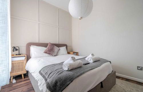 Cosy Apartment in Stunning Didsbury - Photo 6