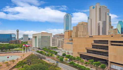 Luxury 1 Bed Downtown Views, POOL GYM Theater Room - Foto 5