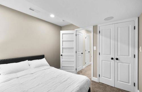 Federal Hill Luxury with Parking & Harbor View Rooftop - Foto 45