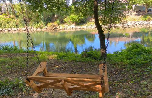 Private Waterfront Retreat near downtown Auburn - Foto 39