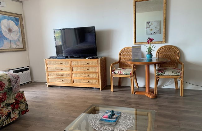 Tropical Studios at Marine Surf Waikiki - Photo 18