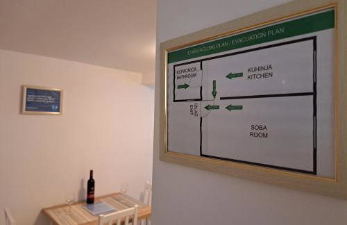 Apartments Orlić - Self check-in with code, WI-FI, Netflix, smart TV, garden, terrace - Photo 11