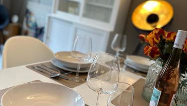 Moderner Altbaucharme in zentraler Lage - Foto 5