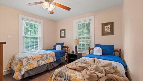 Stay At Our Tasteful, Private, & Elegant Abode - Foto 4