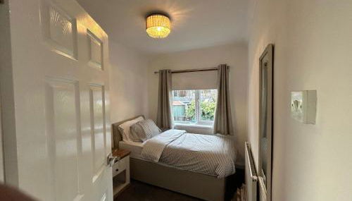 Beautiful Family-Friends 3 Bedroom Cosy Home Birmingham - Foto 3