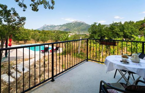 Gorgeous Home In Omis - Photo 10