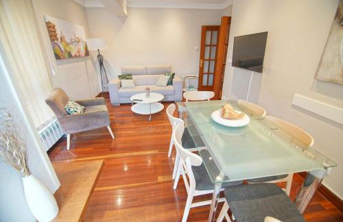 Piso Grande y Luminoso en el Casco Viejo de Bilbao - Foto 6