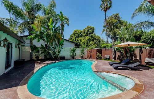 Cozy Home with Pool and Jacuzzi Minutes from Universal Studios - Foto 2