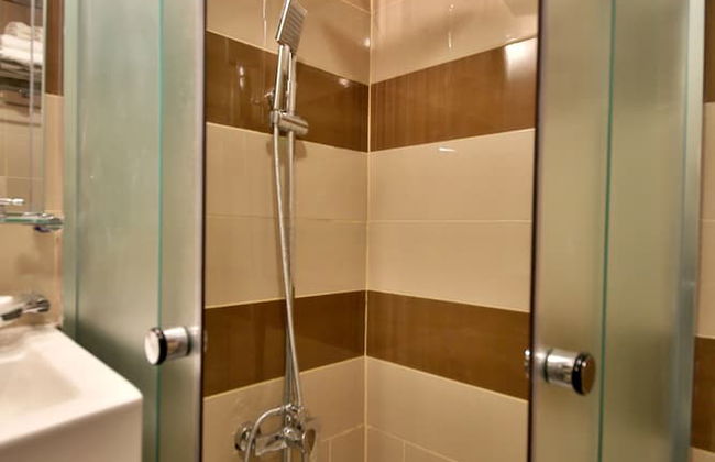 Midtown Furnished Apartments - Photo 34