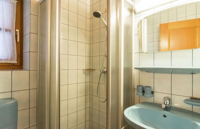 Spacious Apartment with Garden near Ski Area in Wagrain - Photo 15