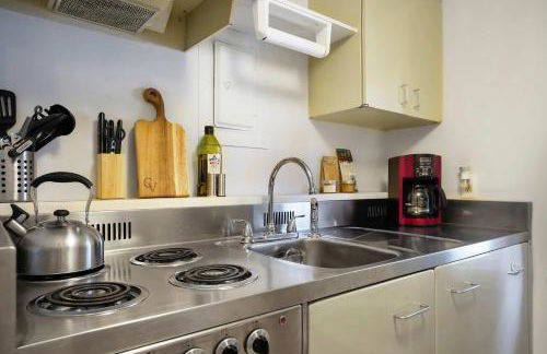 Sweet 1BDR Farm Cottage with Fire Pit and Creek View - Foto 9