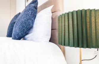 The Desborough Residence - Bright 1BR with Sofa Bed, Modern Lounge & Free Secure Underground Parking - Foto 55