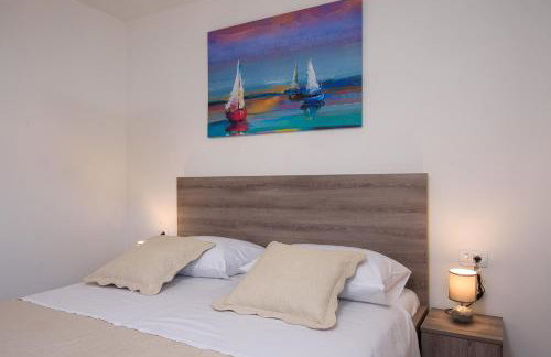 Villa Barbara & Zoran with heated swimming pool - Photo 44