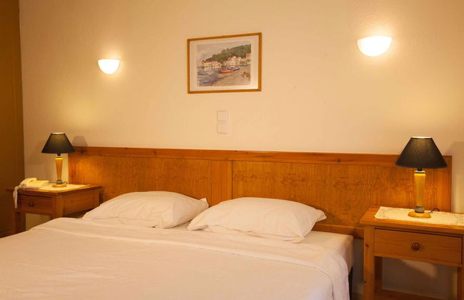 Grekis hotel & Apartments - Photo 10