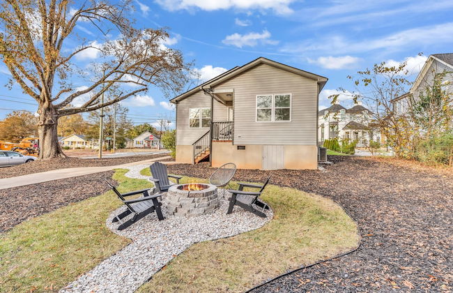 Charlotte Spacious Home - Foto 35