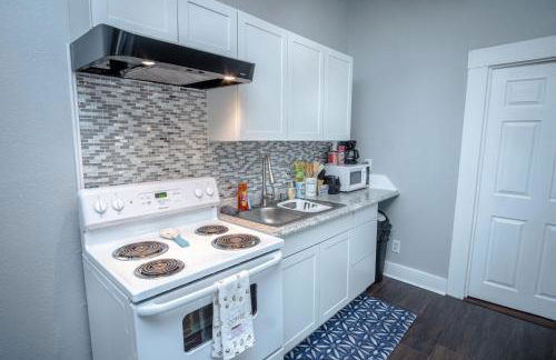 Remodeled Historic 1BR 1BA House Near Downtown - Photo 8