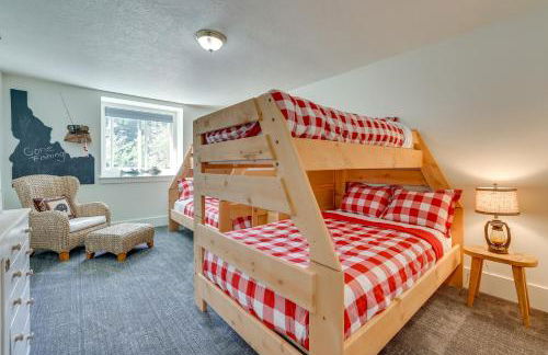 Riverfront and Lake Retreat 9 Mi to Lucky Peak! - Foto 23