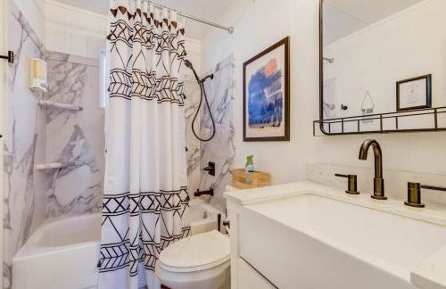 Timber Peak Cabin - Hot Tub BBQ Scenic Views - Foto 28