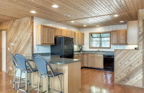 Linden Lakefront Retreat with Kayaks - Foto 10