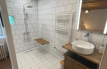 CENTER PARCS à 5min - Idéal Familles & Groupes - 3 parkings - Piscine - Jardin clos - Au calme - Châteaux de la Loire - Foto 21