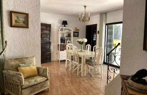 Spectacular Andalusian Villa Linda Vista Playa - Big Private Pool, BBQ & 2 Parking - Photo 23