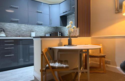 Stylish Leith Residence Tram to Centre & Airport - Foto 4