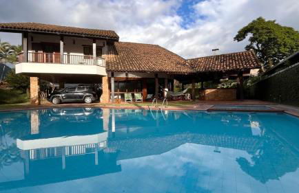 Spacious house with pool - 100m from the sea in Guaecá - Foto 42