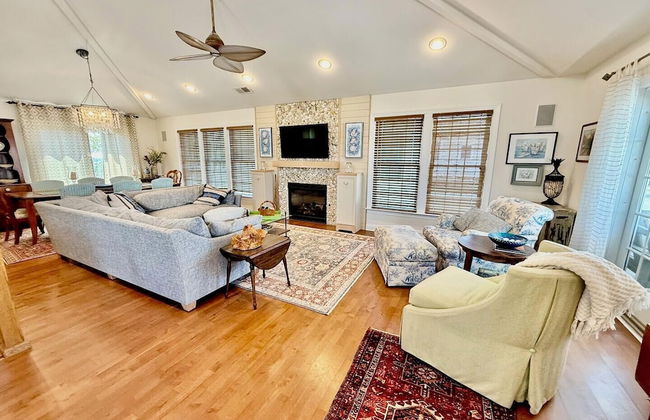 Read Avenue 116 - Photo 9