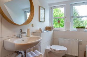 ErzGlück Apartment I WLAN I Küche I Stellplatz I 4P - Foto 5