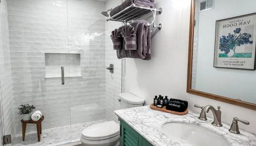 Bright & Cozy Basement Retreat - Foto 5