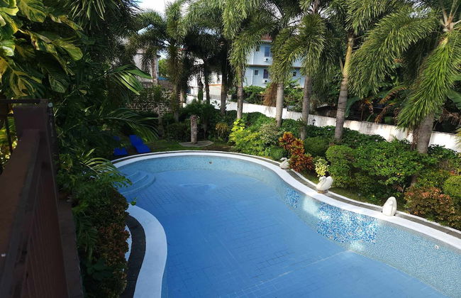 Villa Celine Laguna - Photo 22