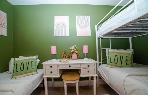 3-Bedroom Tropical Villa with Heated Pool in Fort Lauderdale - Foto 35