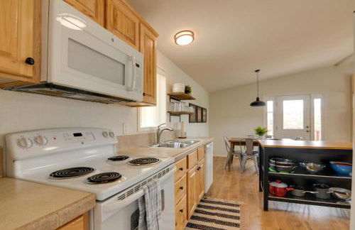 Utah Retreat - Hot Tub, Deck and Near National Parks - Foto 11