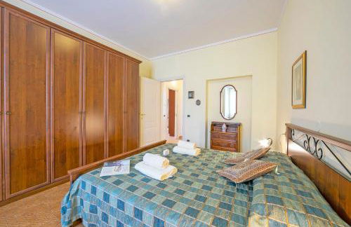 Angela -Terrace & beautiful View lake - Happy Rentals - Foto 14