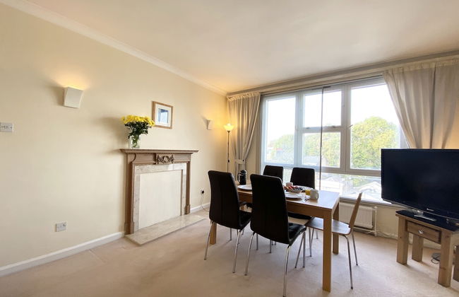 Stylish Apartments next to Buckingham Palace - Photo 36