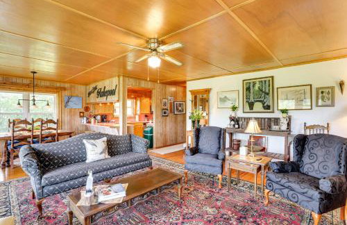 Spacious Riverfront Cottage with Dock in Green Pond! - Foto 5