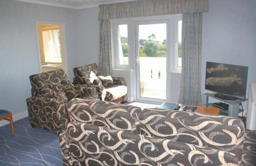 Devoncourt Monthly Rentals - Photo 1